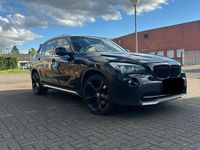 Second-hand BMW X1 204 CP (150 kW) 2009 Negru SUV