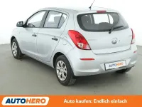 Gebraucht Hyundai i20 Classic 86 PS (63 kW) 2015 Gray Kleinwagen
