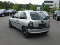 Gebraucht Opel Corsa 65 PS (47 kW) 1998 Silber Kleinwagen