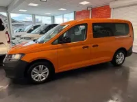 Używany VW Caddy Maxi 102 KM (75 kW) 2024 Pomarańczowy Minivan