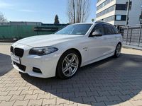 Gebraucht BMW 550 381 PS (280 kW) 2015 Alpinweiss iii Kombi
