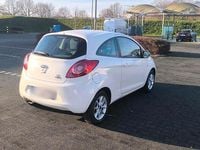 Gebraucht Ford Ka 69 PS (50 kW) 2015 Weiß Limousine