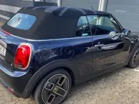 Gebraucht Mini Cooper SE Cabriolet 135 kW (184 PS) 2023 Schwarz Cabrio