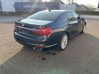Gebraucht BMW 730 265 PS (194 kW) 2019 Schwarz Limousine