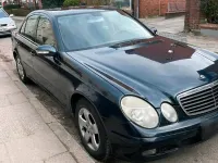 Gebraucht Mercedes E220 150 PS (110 kW) 2002 Schwarz Limousine