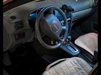 Gebraucht Audi A3 Comfort 125 PS (91 kW) 2002 Rot Kleinwagen