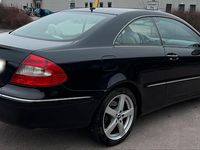 Gebraucht Mercedes CLK350 Avantgarde 272 PS (200 kW) 2007 Schwarz Coupé