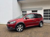 Gebraucht VW Touran Cross 177 PS (130 kW) 2013 Rot Van / Kleinbus