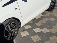 Gebraucht Peugeot 108 Allure 72 PS (52 kW) 2019 Weiß Limousine