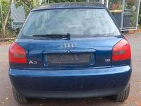 Gebraucht Audi A3 Attraction 150 PS (110 kW) 2000 Blau Limousine