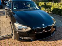 Gebraucht BMW 114 102 PS (75 kW) 2013 Schwarz Kleinwagen