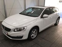 Gebraucht Volvo V60 150 PS (110 kW) 2015 Weiß Kombi