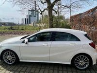 Gebraucht Mercedes A200 AMG line 2017 Weiß Kleinwagen