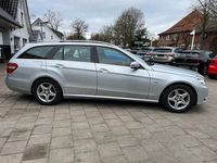 Gebraucht Mercedes E200 184 PS (135 kW) 2010 Silber Kombi