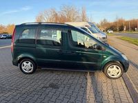 Gebraucht Mercedes Vaneo 102 PS (75 kW) 2004 Grün Van / Kleinbus
