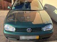 Second-hand VW Golf IV 150 CP (110 kW) 1998 Verde Hatchback