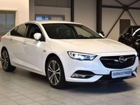 Gebraucht Opel Insignia Dynamic 165 PS (121 kW) 2017 Weiß Limousine