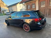 Gebraucht Opel Astra Sport 163 PS (119 kW) 2011 Schwarz Limousine