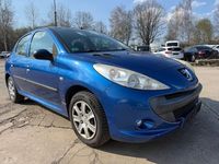 Gebraucht Peugeot 206 Basis 75 PS (55 kW) 2010 Blau Limousine