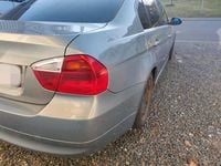 Second-hand BMW 325 2005 Gri Berlinǎ