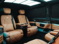 Gebraucht Mercedes V300 237 PS (174 kW) 2024 Schwarz Van / Kleinbus