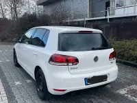 Gebraucht VW Golf VI Highline 122 PS (89 kW) 2009 Weiß Kleinwagen