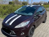 Używany Ford Fiesta Titanium 82 KM (60 kW) 2009 Sedan/Limuzyna