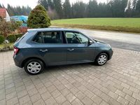 Gebraucht Skoda Fabia 60 PS (44 kW) 2017 Grau Kleinwagen