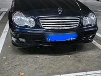 Gebraucht Mercedes C180 143 PS (105 kW) 2007 Schwarz Limousine