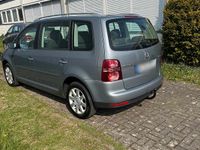 Gebraucht VW Touran 140 PS (102 kW) 2007 Grau Van / Kleinbus