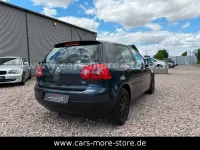 Gebraucht VW Golf V United 122 PS (89 kW) 2007 Blau Kleinwagen