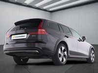 Gebraucht Volvo V60 CC 197 PS (144 kW) 2023 Schwarz Kombi