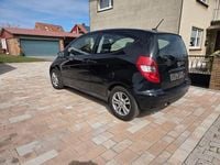 Gebraucht Mercedes A150 95 PS (69 kW) 2010 Schwarz Kleinwagen