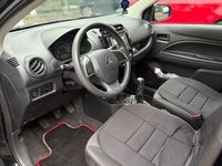 Usado Mitsubishi Space Star 71 HP (52 kW) 2017 Preto Citadino