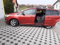 Gebraucht Ford Grand C-Max Titanium 125 PS (91 kW) 2016 Rot Van / Kleinbus