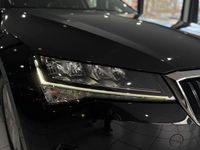 Używany Skoda Superb Active 150 KM (110 kW) 2022 Czarny Sedan/Limuzyna