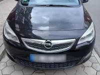 Gebraucht Opel Astra Edition 101 PS (74 kW) 2010 Schwarz Limousine