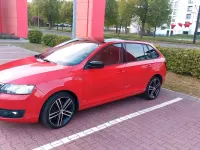 Gebraucht Skoda Rapid 122 PS (89 kW) 2014 Rot Kleinwagen