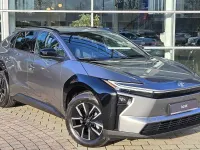 Gebraucht Toyota bZ4X 164 kW (224 PS) 2025 Precious metal metallic SUV