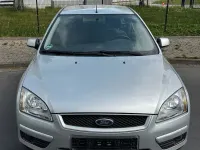 Gebraucht Ford Focus Ambiente 101 PS (74 kW) 2007 Grau Limousine