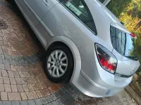 Gebraucht Opel Astra GTC 90 PS (66 kW) 2006 Silber Coupé