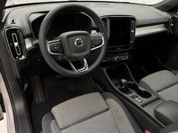 Gebraucht Volvo XC40 Core 197 PS (144 kW) 2023 Silber SUV