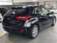 Gebraucht Hyundai i30 Classic 101 PS (74 kW) 2017 Schwarz Limousine