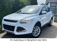 Gebraucht Ford Kuga Titanium 150 PS (110 kW) 2016 Weiß SUV