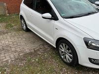 Gebraucht VW Polo 90 PS (66 kW) 2013 Weiß Kleinwagen