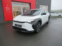 Gebraucht Toyota bZ4X Comfort 150 kW (204 PS) 2024 Hell weiß sonderlack SUV