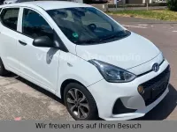 Gebraucht Hyundai i10 Basis 67 PS (49 kW) 2017 Weiß Kleinwagen
