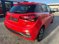 Gebraucht Hyundai i20 101 PS (74 kW) 2019 Rot Kleinwagen