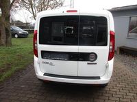Gebraucht Fiat Doblò 95 PS (69 kW) 2015 Weiß Van / Kleinbus