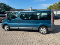 Gebraucht Opel Vivaro 114 PS (83 kW) 2007 Panorama blau (mi2) Van / Kleinbus